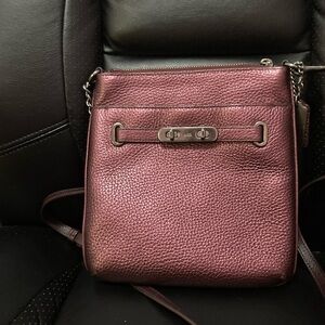 Coach Swagger Metallic Cherry